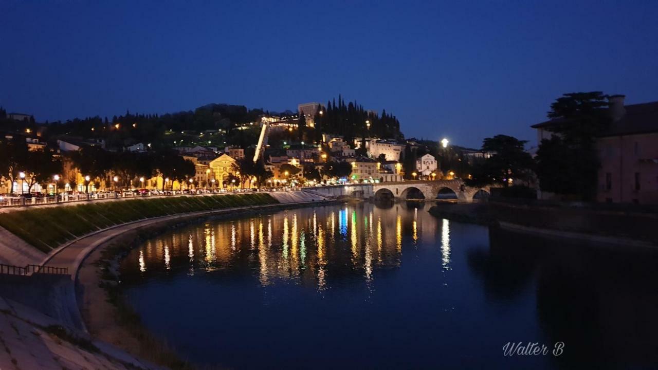 Residenze Mquadro Apartment Verona Bagian luar foto